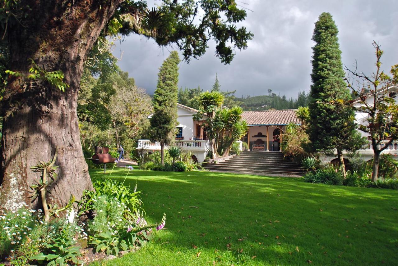 Hotel Hacienda Cusin Otavalo Exterior foto