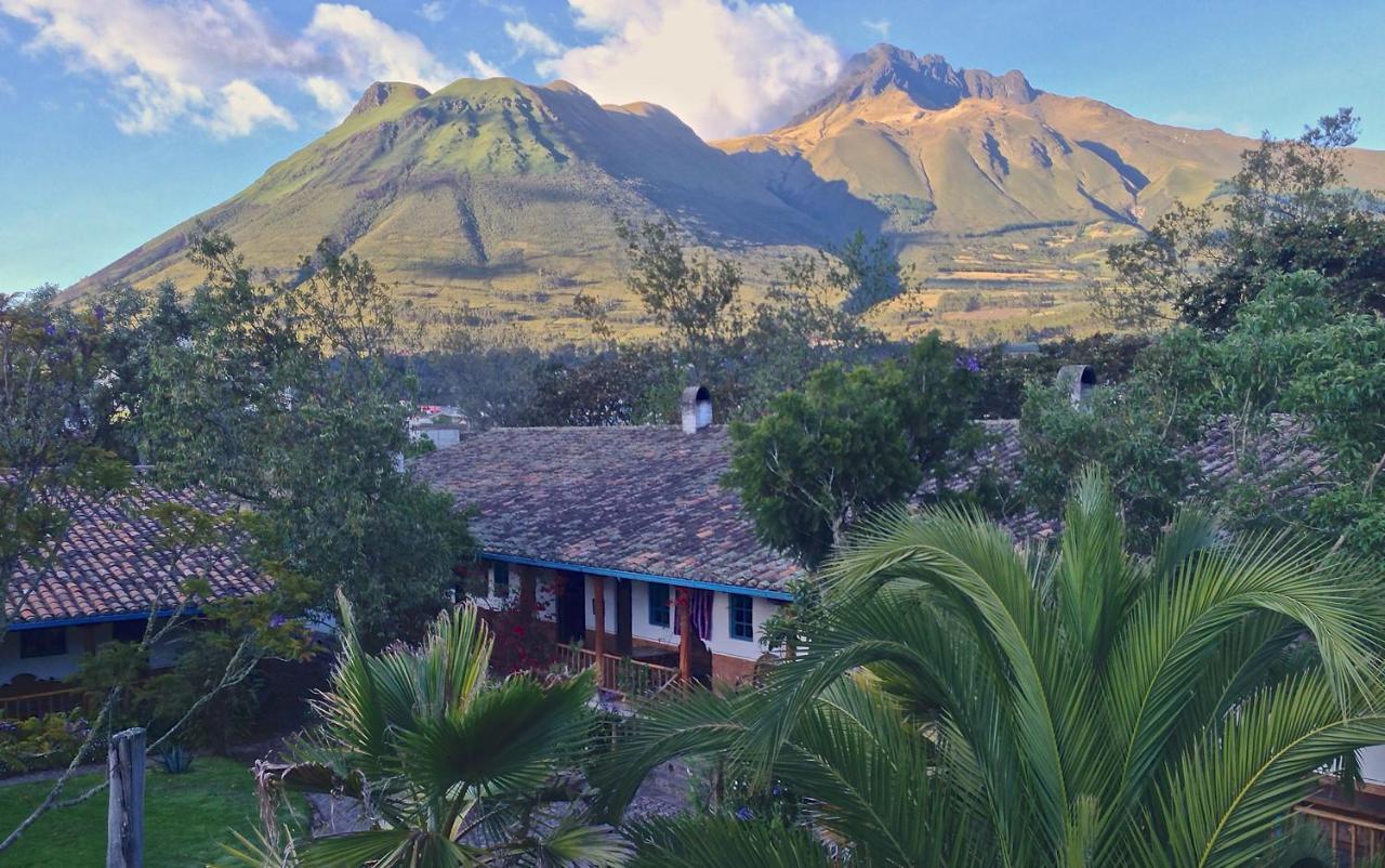 Hotel Hacienda Cusin Otavalo Exterior foto