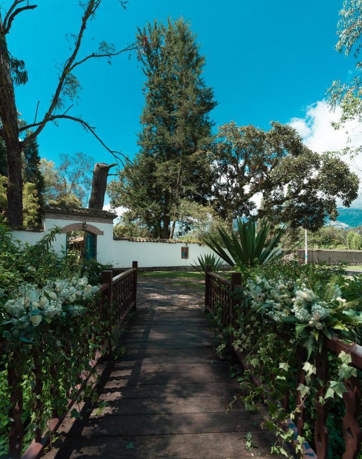 Hacienda Cusin Hotel Otavalo Exterior foto