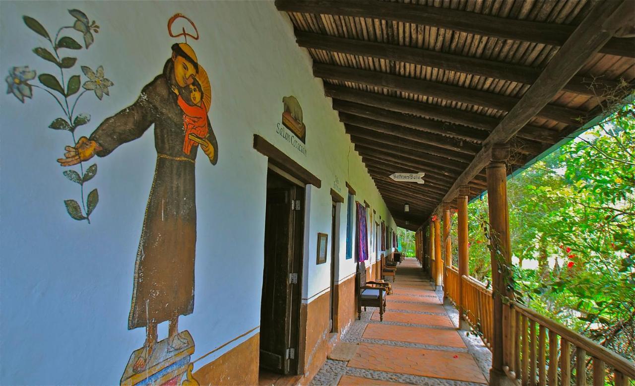Hotel Hacienda Cusin Otavalo Exterior foto
