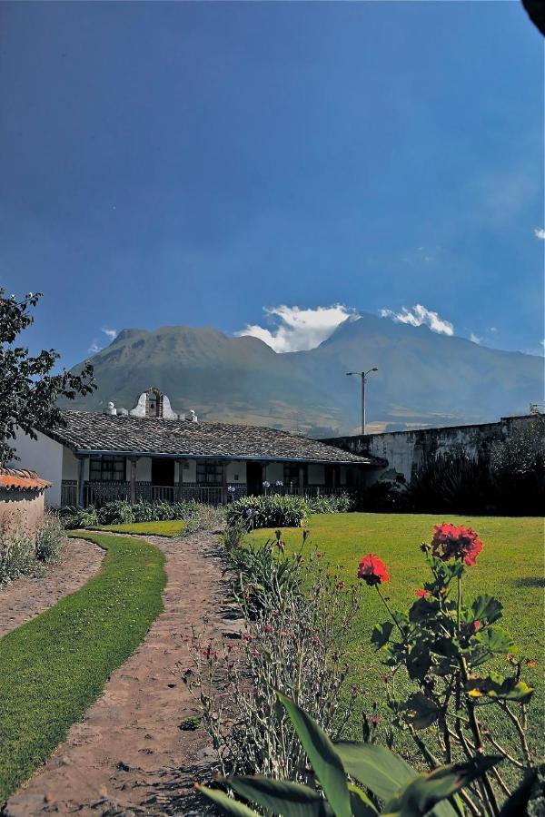 Hacienda Cusin Hotel Otavalo Exterior foto